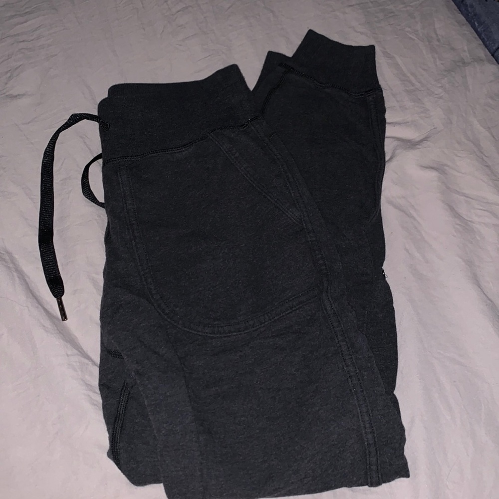 Lulu lemon joggers